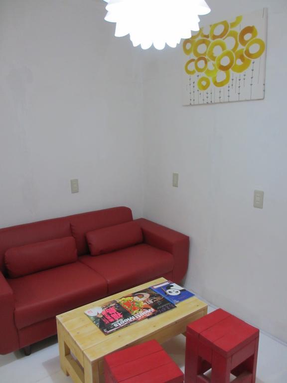 Hostel Ai Osaka Buitenkant foto